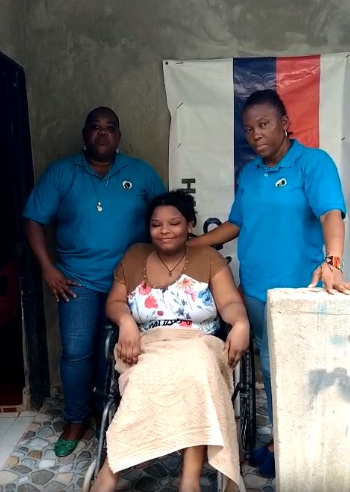 Entrega de Silla de Ruedas 2